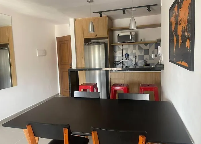Apto 2Dorm Reformado Ao Lado Ao Lado Do Allianz Pe0061